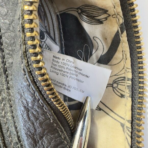 The Sak Black Soft Pebbled Leather 10" Hobo Crossbody Shoulder Bag Purse - Picture 3 of 7